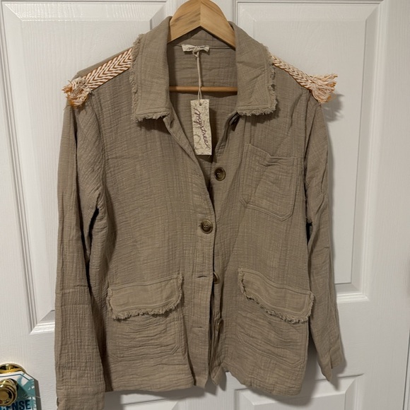 🍁 NWT Aztec Shacket - Picture 12 of 15